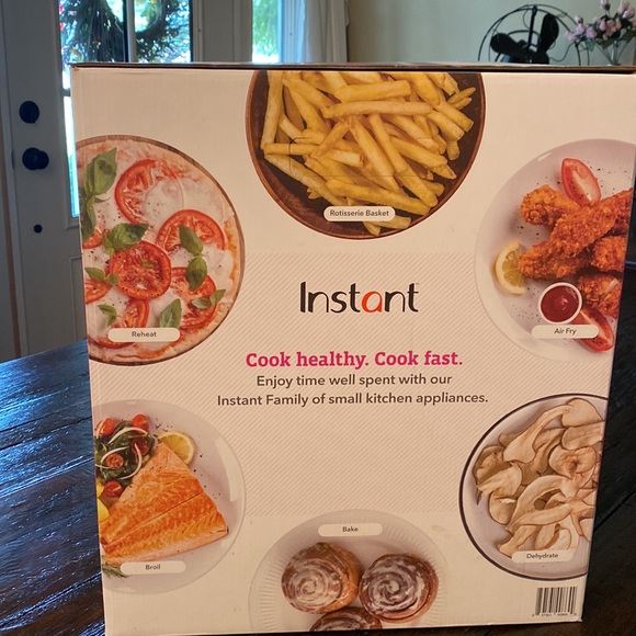 Instant pot vortex plus 10 quart air fryer Oven - Picture 2 of 9